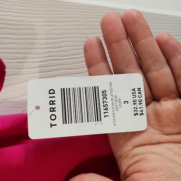 Top - Picture 3 of 4